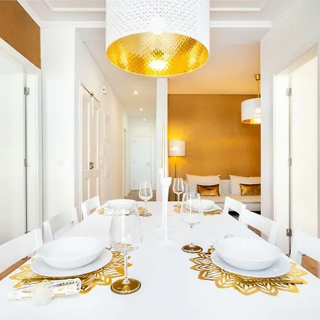 Whome | Golden Premium *